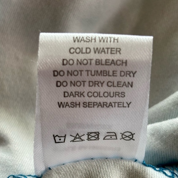 🌸 Floral Flowy Tunic with Pleating 🌸 - Picture 12 of 12